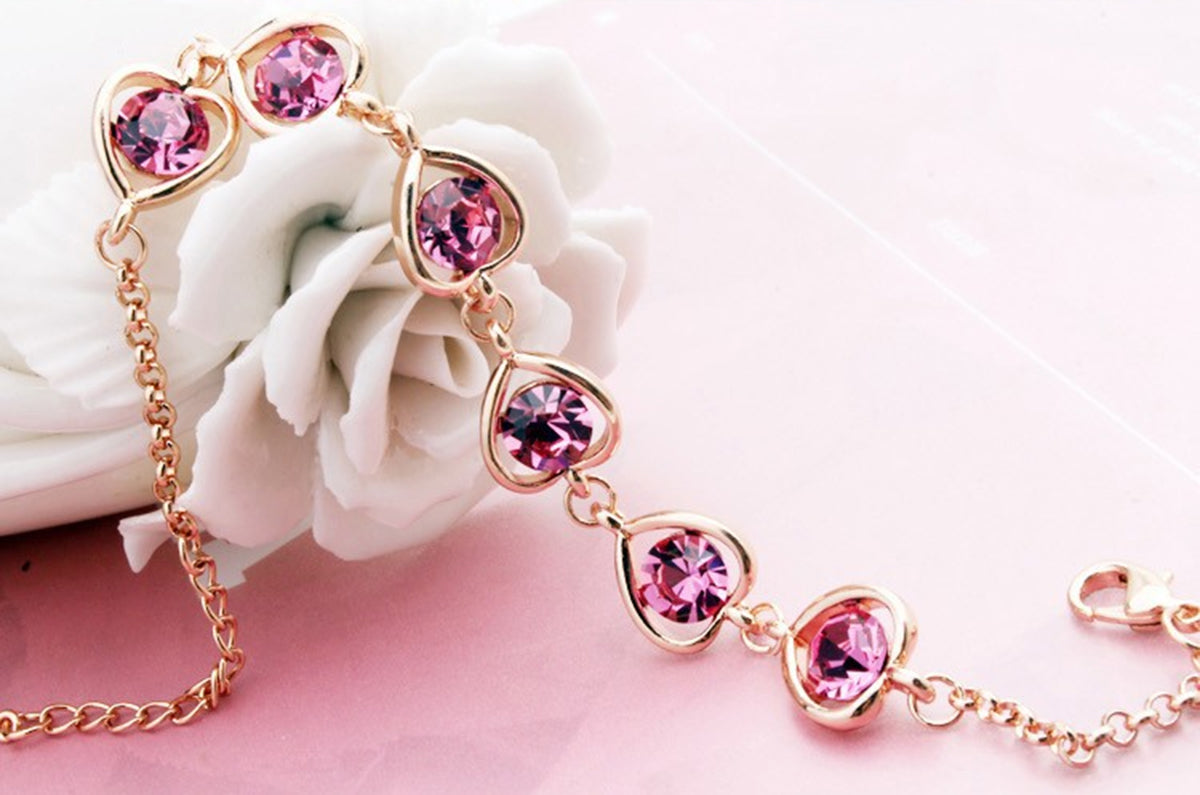 Heart Framed Chain Bracelet 18K Yellow Gold Coated with 6 Round Cut Crystals - Sapphire Rose