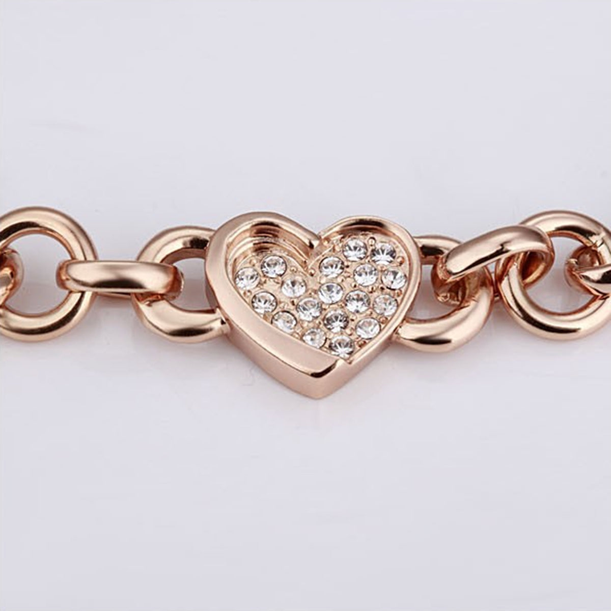 Heart-Shaped Chain Bracelet 18K Rose Gold Coated with White Crystal-Adorned Ring Links