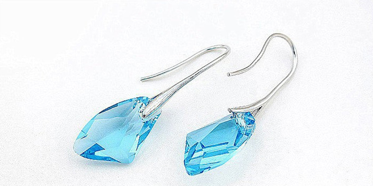 Sparkling Crystal Dangle Earrings 18K White Gold Coated Natural Shape - Aquamarine Sea Blue