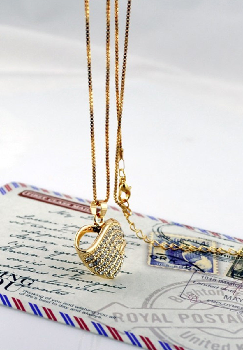 18K Yellow Gold Coated Jewellery Set Pendant Necklace and Earrings with Heart Paved in Sparkling White CZ Stones