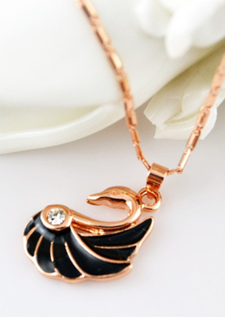 18K Rose Gold Coated Jewellery Set Pendant Necklace and Earrings with Black Wings Swan Adorned with Diamond Clear Crystal Bird