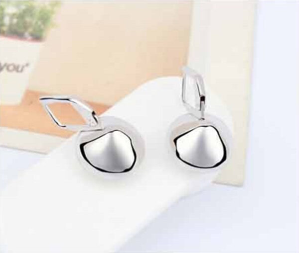 Sparkling Round Crystal Classic Earrings 18K White Gold Coated - Aquamarine Sea Blue